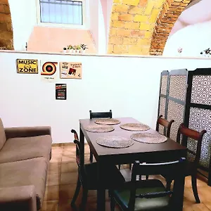 Trastevere In Music Apartament